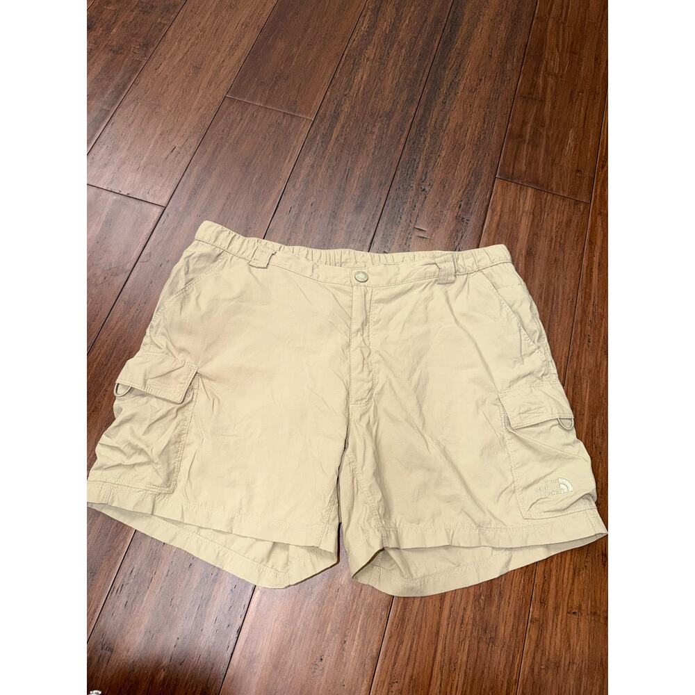The North Face hiking cargo shorts  khaki 12 women’s